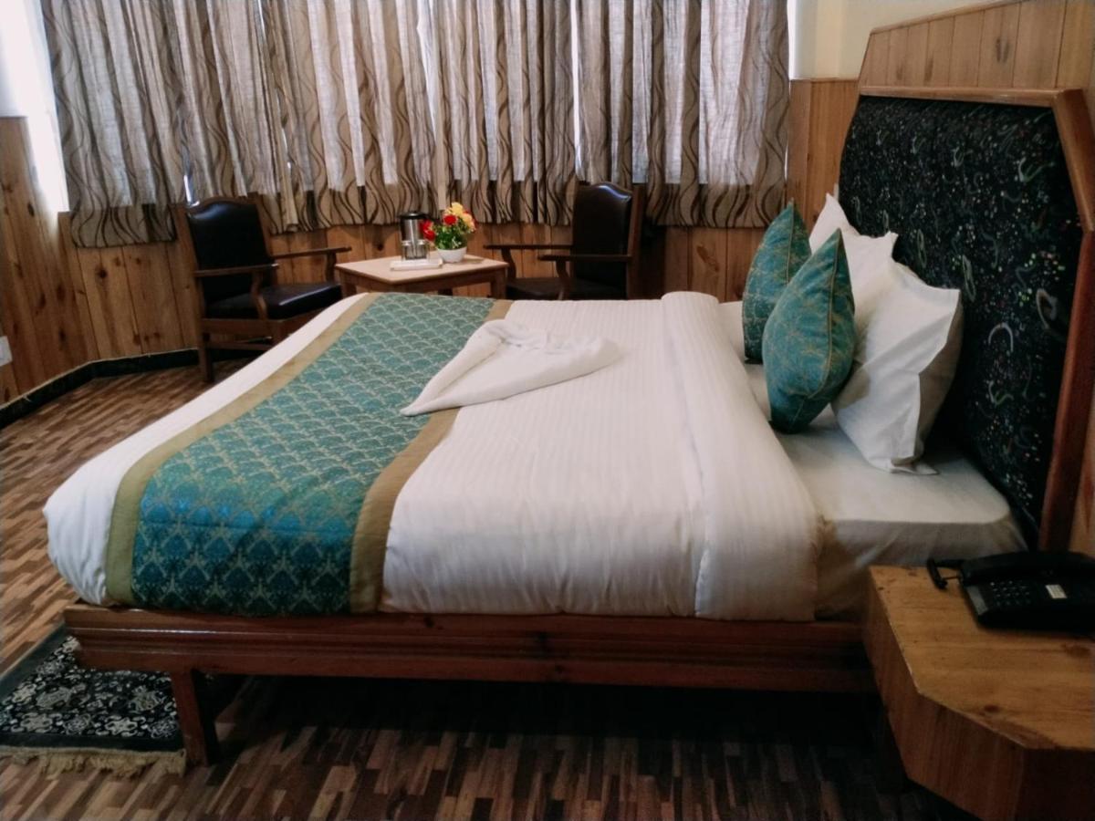 Hotel Yak Manali  Luaran gambar
