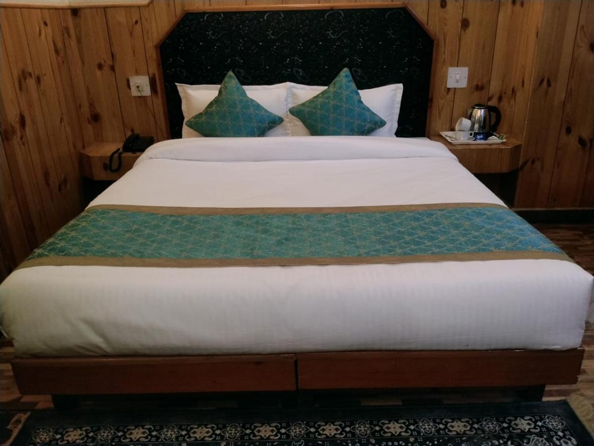 Hotel Yak Manali  Luaran gambar