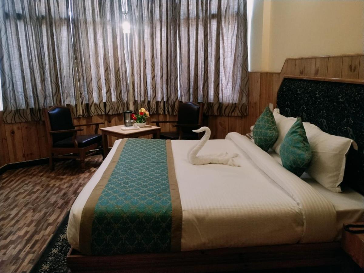 Hotel Yak Manali  Luaran gambar