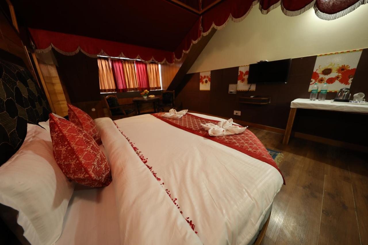 Hotel Yak Manali  Luaran gambar