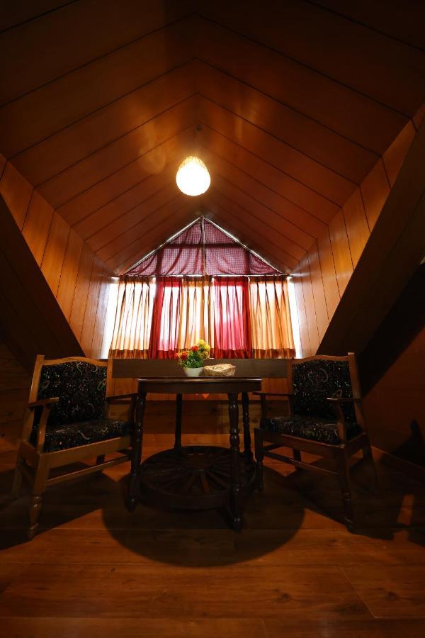 Hotel Yak Manali  Luaran gambar