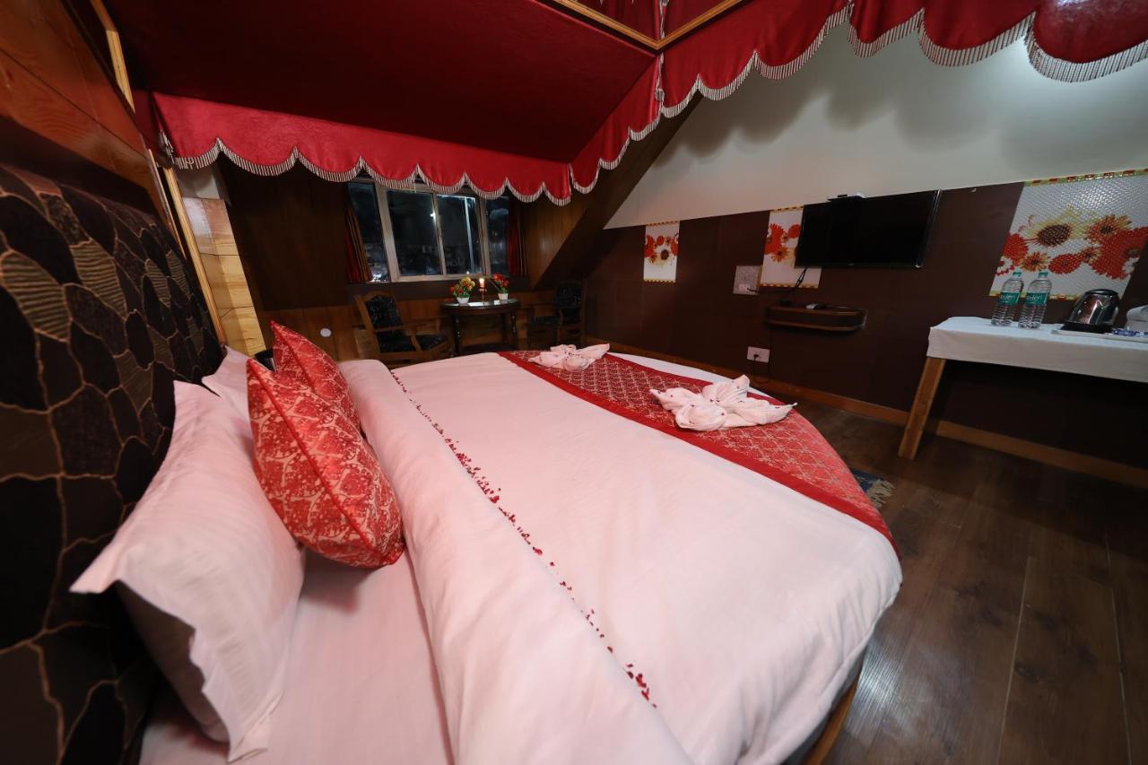 Hotel Yak Manali  Luaran gambar