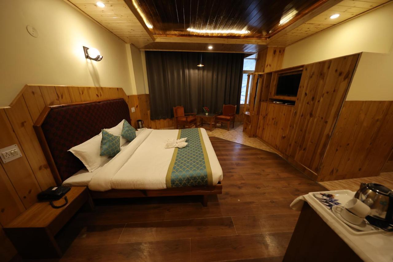 Hotel Yak Manali  Luaran gambar